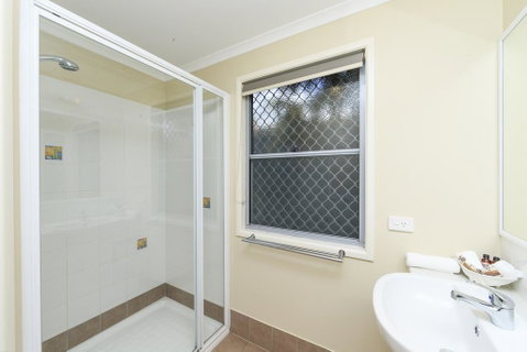 Reflections Holiday Parks Massy Greene - Your Accommodation 3