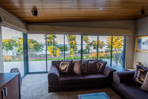 Regency Beach Club - Your Accommodation 3