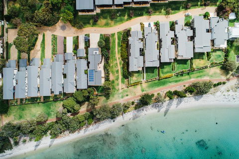Regency Beach Club - Your Accommodation 0