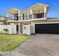 Resthaven - In the heart of Shoal Bay - Your Accommodation