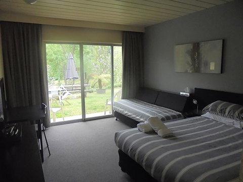 Riverbank Park MOTEL - Your Accommodation 3
