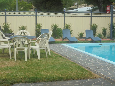 Riverbank Park MOTEL - Your Accommodation 1