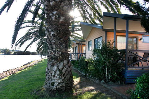 Riverbreeze Holiday Park - Your Accommodation 1