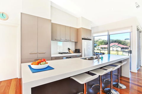 RiverSea Goolwa Beachhouse - WiFi - Pet-Friendly - Your Accommodation 3