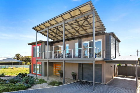 RiverSea Goolwa Beachhouse - WiFi - Pet-Friendly - Your Accommodation 0