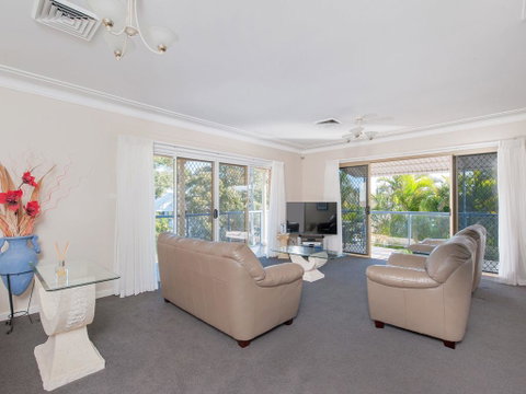 Ronald Avenue, 45, Villa Floridiana - Your Accommodation 2