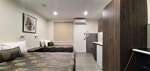 Ryley Motor Inn - Your Accommodation 0