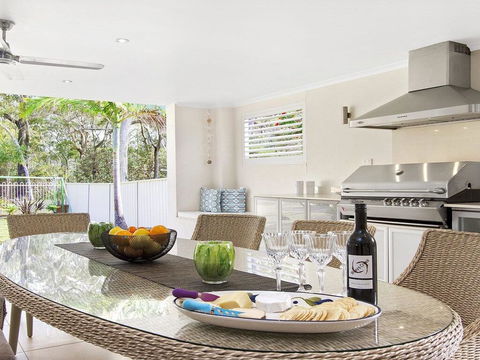 Saltwater - Entertainers Paradise - Your Accommodation 0