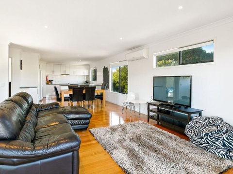 Saltwater Place - Your Accommodation 1