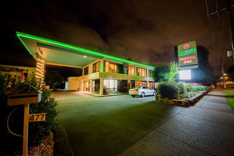 Sandown Regency Hotel & Apartments - Your Accommodation 0