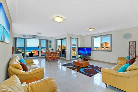 Sandy Cove Apartments Unit 16 - Your Accommodation 0