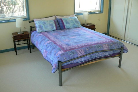 Sandy Point Beach Escape 2 Bedroom Apartment - Your Accommodation 2