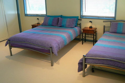 Sandy Point Beach Escape 2 Bedroom Apartment - Your Accommodation 3