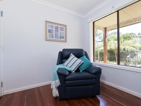 Sandy Point Road, 98, Eden By The Bay - Your Accommodation 2