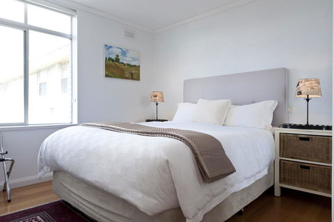 Scarlett's By Salamanca - Your Accommodation 1