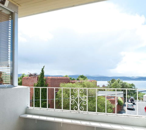Scarlett's By Salamanca - Your Accommodation 0
