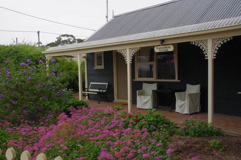 Schoolhouse Cottage American River - Your Accommodation 2