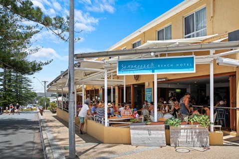 Seabreeze Beach Hotel - Your Accommodation 0