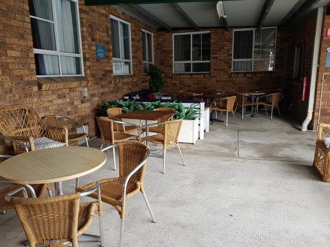 Seabreeze Beach Hotel - Your Accommodation 3