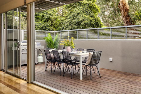 Seascape - The Ultimate Inverloch Retreat - Your Accommodation 3