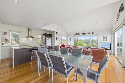 Seaside Pleasure - Your Accommodation 2