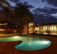 Seasons Hotel Newman - Your Accommodation