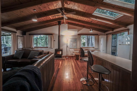 Seaview Retreat - Your Accommodation 0