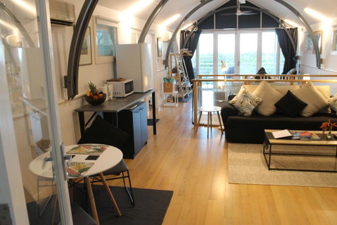 SEAVIEWS Oak Beach - Your Accommodation 3