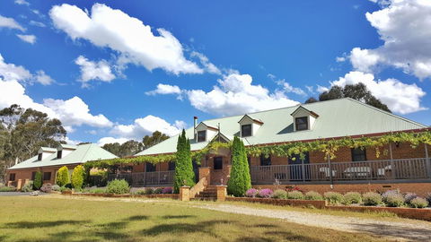 Secret Valley Escape - Your Accommodation 2