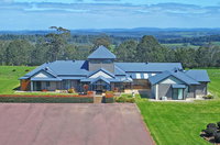 Sensational Heights Bed  Breakfast