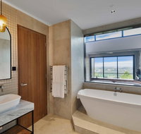 Sequoia Lodge - Your Accommodation