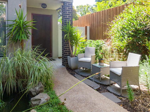 Serenity Guest House - Your Accommodation 1
