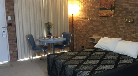 Settlement Motor Inn - Your Accommodation 0