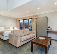 Seymours On Lydiard - Your Accommodation