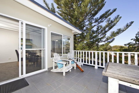 Shells On The Shore Holiday Accomm - Possums - Your Accommodation 1
