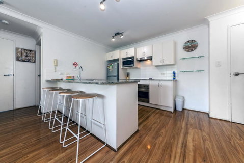 Shoal Bay Beach Club, 17/2 Shoal Bay Road - Your Accommodation 3