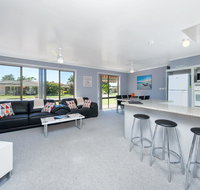 Shoreline Drive Duplex 0139 Little Pearl - Your Accommodation