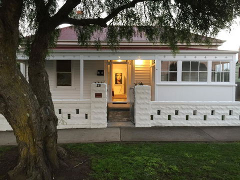 Signature On Gunn - Your Accommodation 0