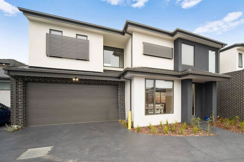 Sleek, Modern Capel Sound! - Your Accommodation 2