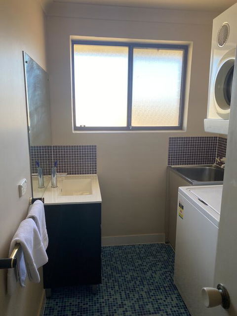 Snowgate Motel + Apartments - Your Accommodation 3