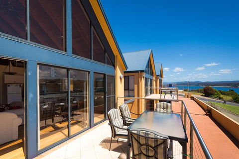 Snug Cove Villas - Your Accommodation 2