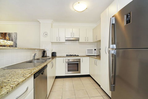 Sorrento Apartments - Unit 201 - Your Accommodation 1