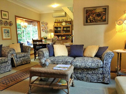 Southdown Cottage - Your Accommodation 2
