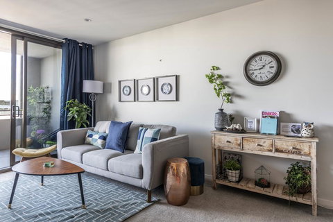 SPACIOUS BRAND NEW // 1BR // IN GORGEOUS BARTON - Your Accommodation 2