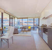 Spacious Docklands 2 Bedroom 2 Bathroom Apartment - Your Accommodation