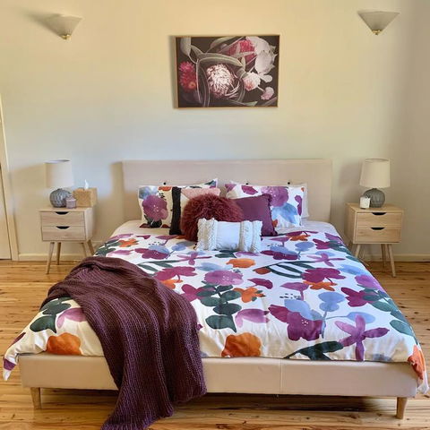 Spacious, Clean , Relaxing Country Escape Perfect For Large Groups And Families - Your Accommodation 3