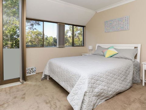Spectacular Views & Walking Distance To The Beach! - Your Accommodation 3