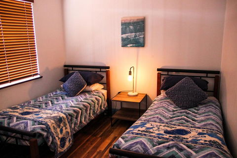 Spike The Bubble Beach House - Your Accommodation 3