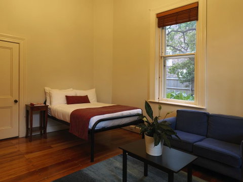St Paul's Serviced Accommodation - Your Accommodation 2