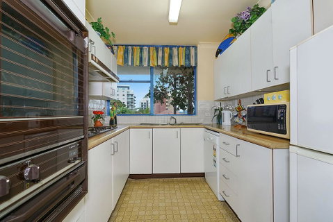 St Tropez Unit 9 - The Entrance, NSW - Your Accommodation 3
